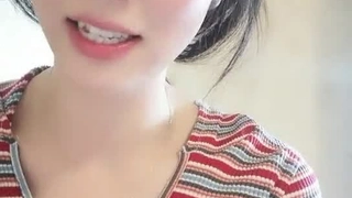 叫少妇出来吃夜宵，半推半就拿下了