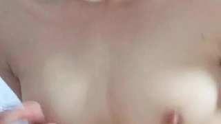 饥渴女仆含屌吞精