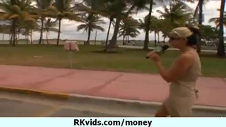 [精品推荐] 灵溪儿性爱视频流出